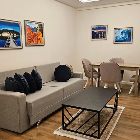 T2 Lungomare Apartment *