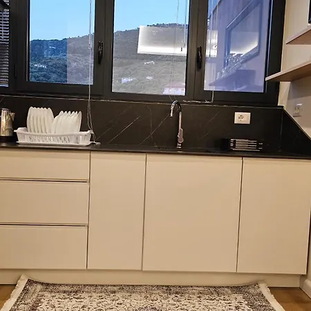 T2 Lungomare Apartment *