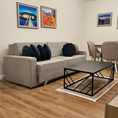 T2 Lungomare Apartment