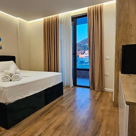 T2 Lungomare Apartment *